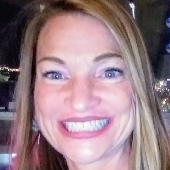 Meet your Posher, Laurel - Picture 1 of 1